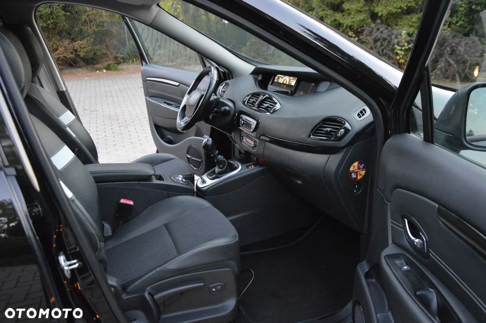 Renault Scenic ENERGY TCe 115 S&S Bose Edition - 11