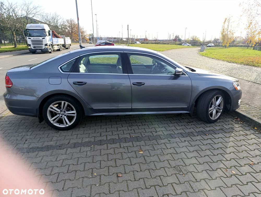 Volkswagen Passat 2.0 TDI SCR DSG Comfortline - 6