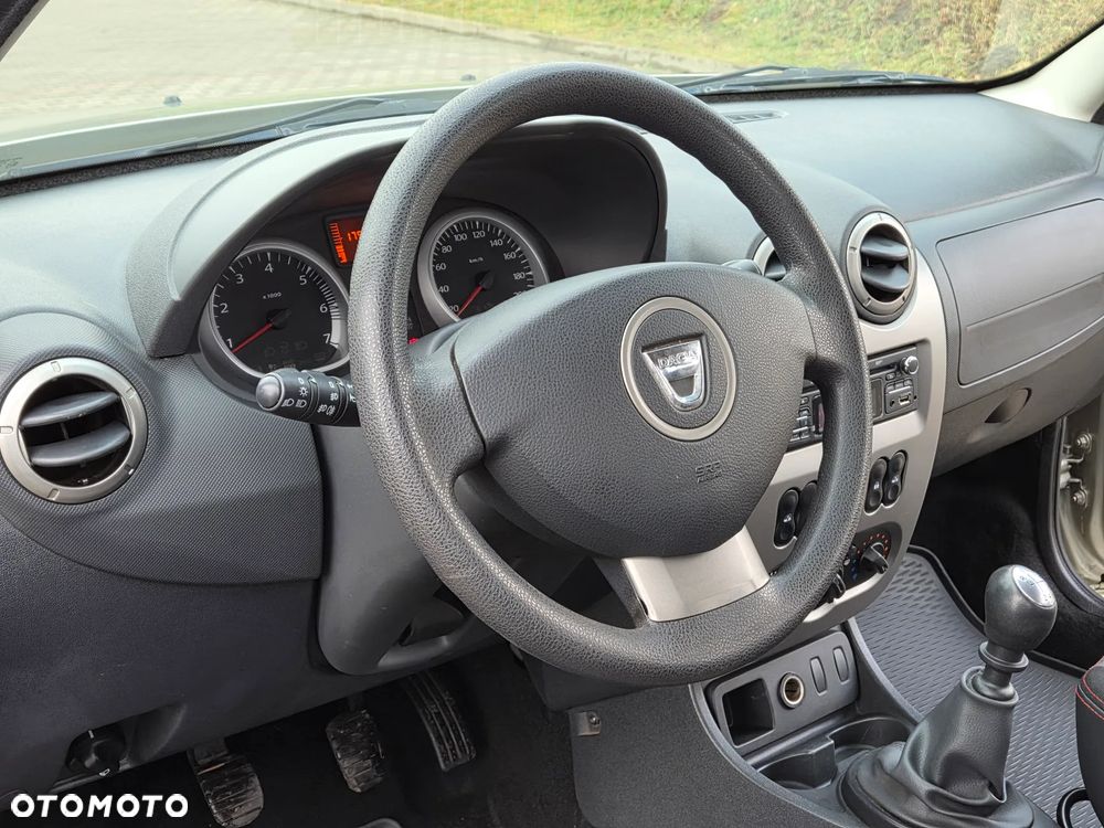 Dacia Duster dCi 110 FAP 4x2 Prestige - 28