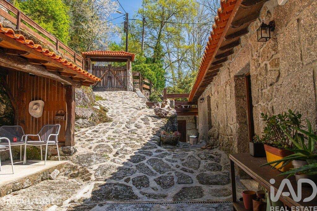 Quinta rural T4 em Travassós de 288 m2 - Grande imagem: 5/36