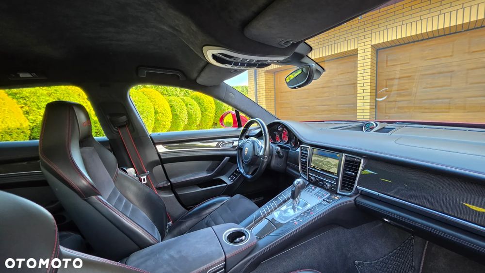 Porsche Panamera GTS - 25