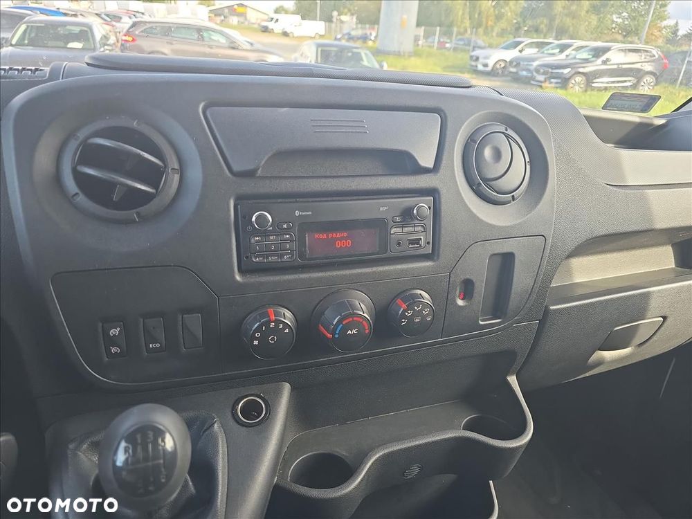 Renault master - 12