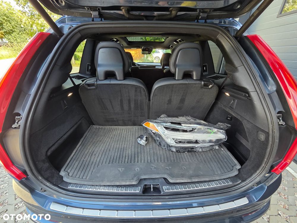 Volvo XC 90 T6 AWD Momentum 7os - 24