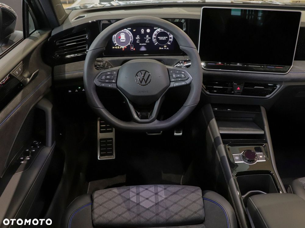 Volkswagen Tiguan - 19