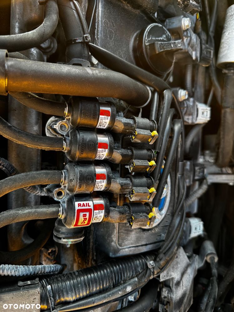Toyota Corolla 1.8 Hybrid Comfort - 4