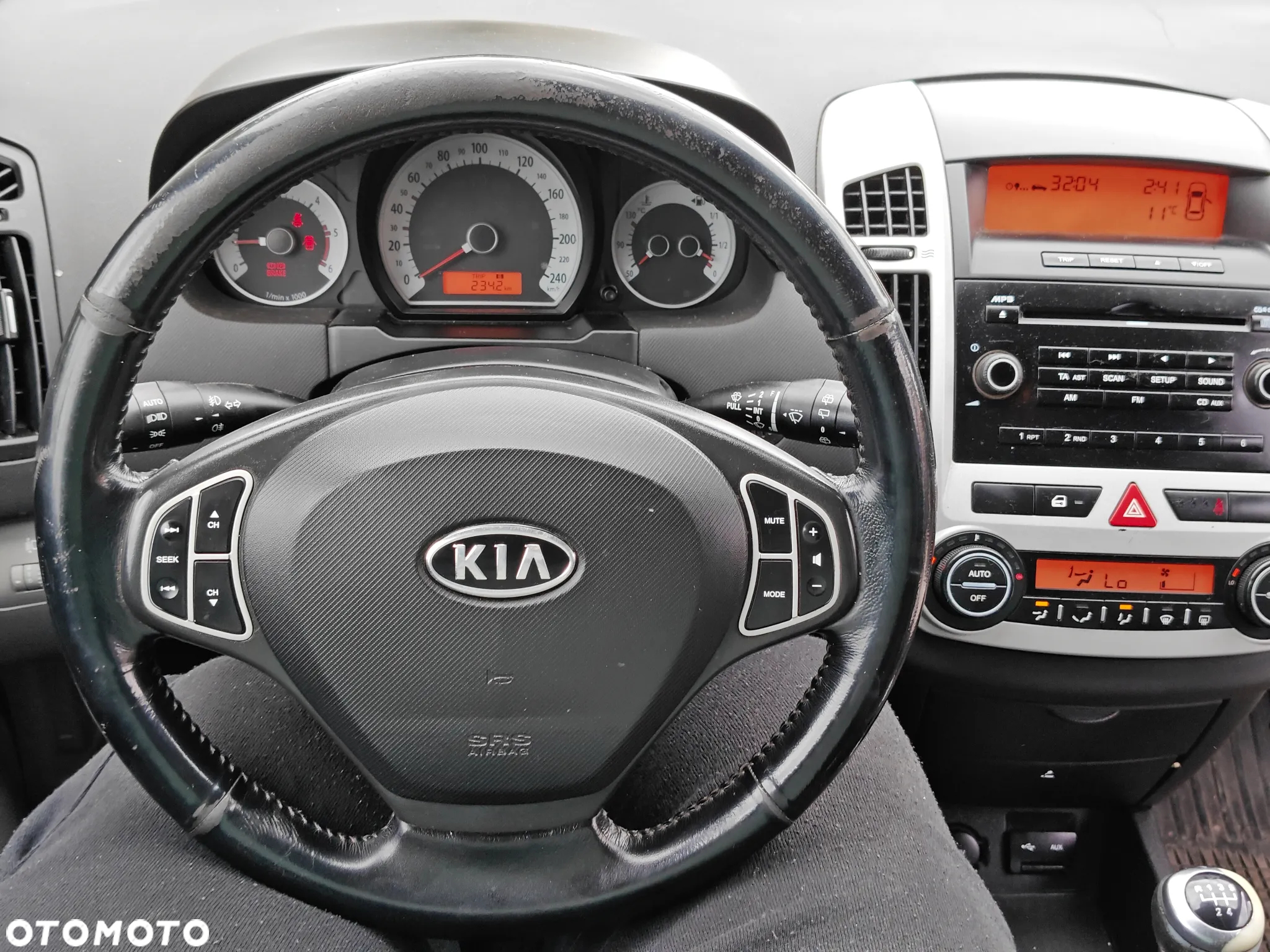 Kia Ceed 1.6 CRDi LX - 19