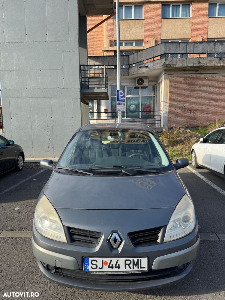 Renault Scenic - 10