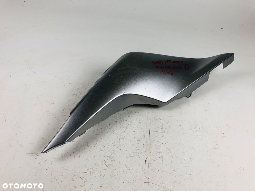 Honda VFR 1200 10-17 zadupek ogon prawy owiewka prawa - 4
