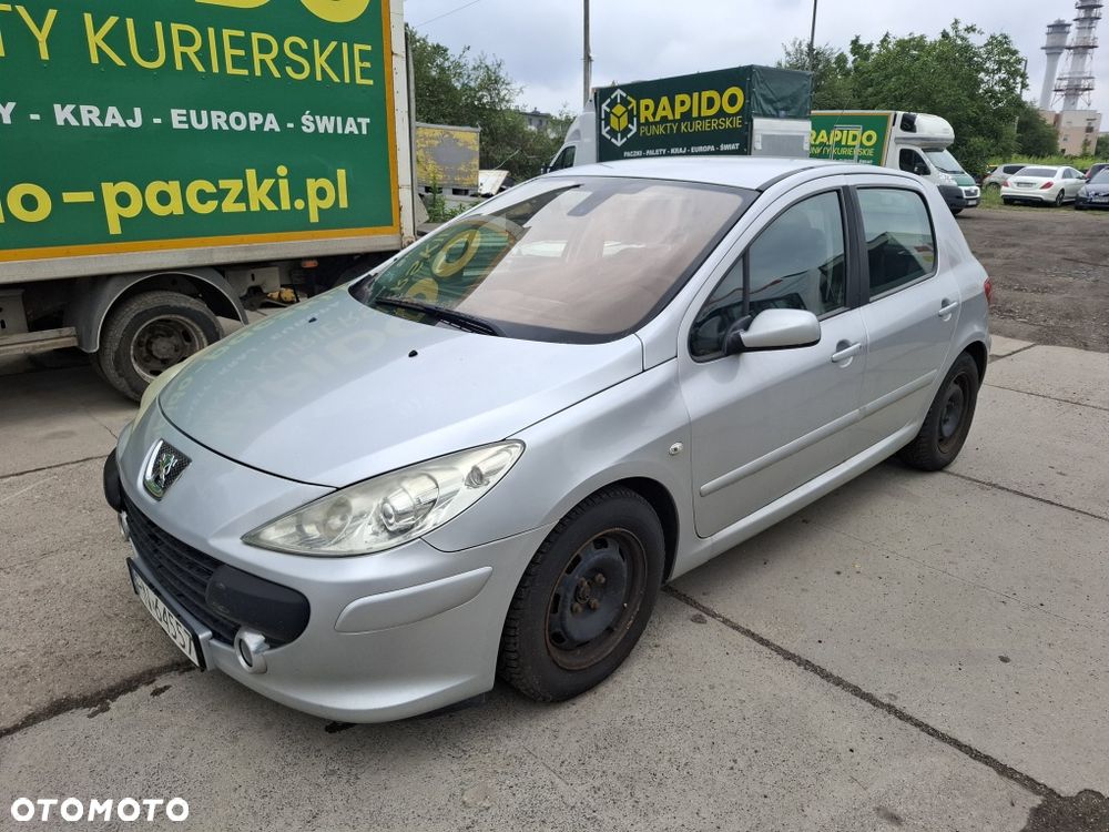 Peugeot 307 - 1