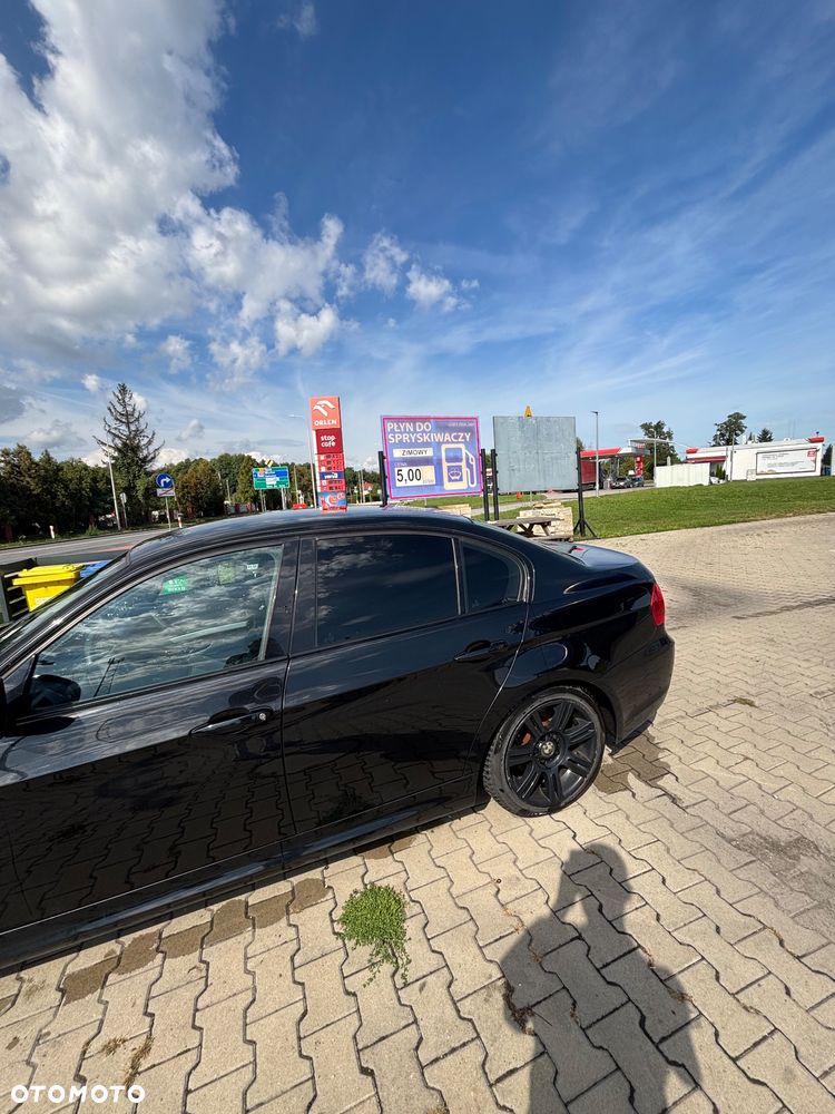 BMW Seria 3 318i - 18