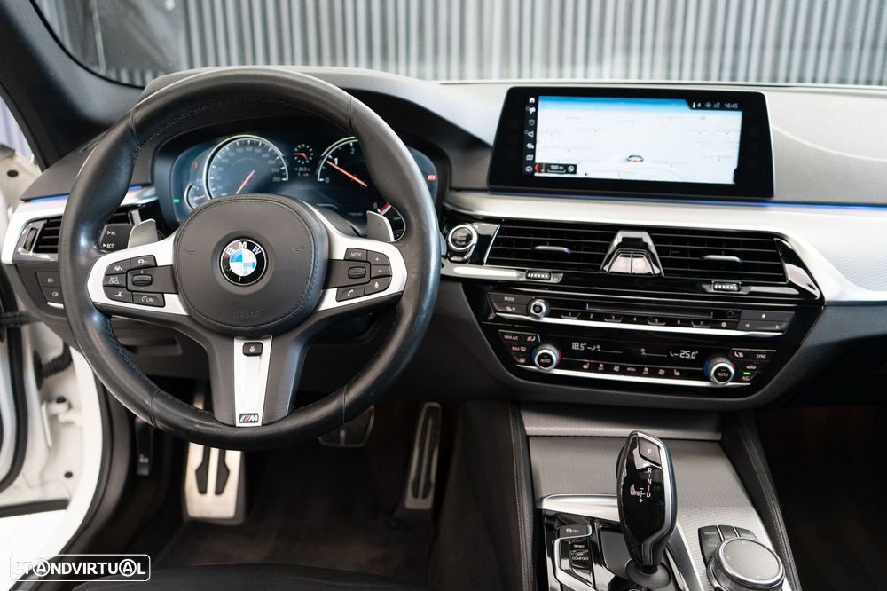 BMW 520 d Pack M Auto - 45