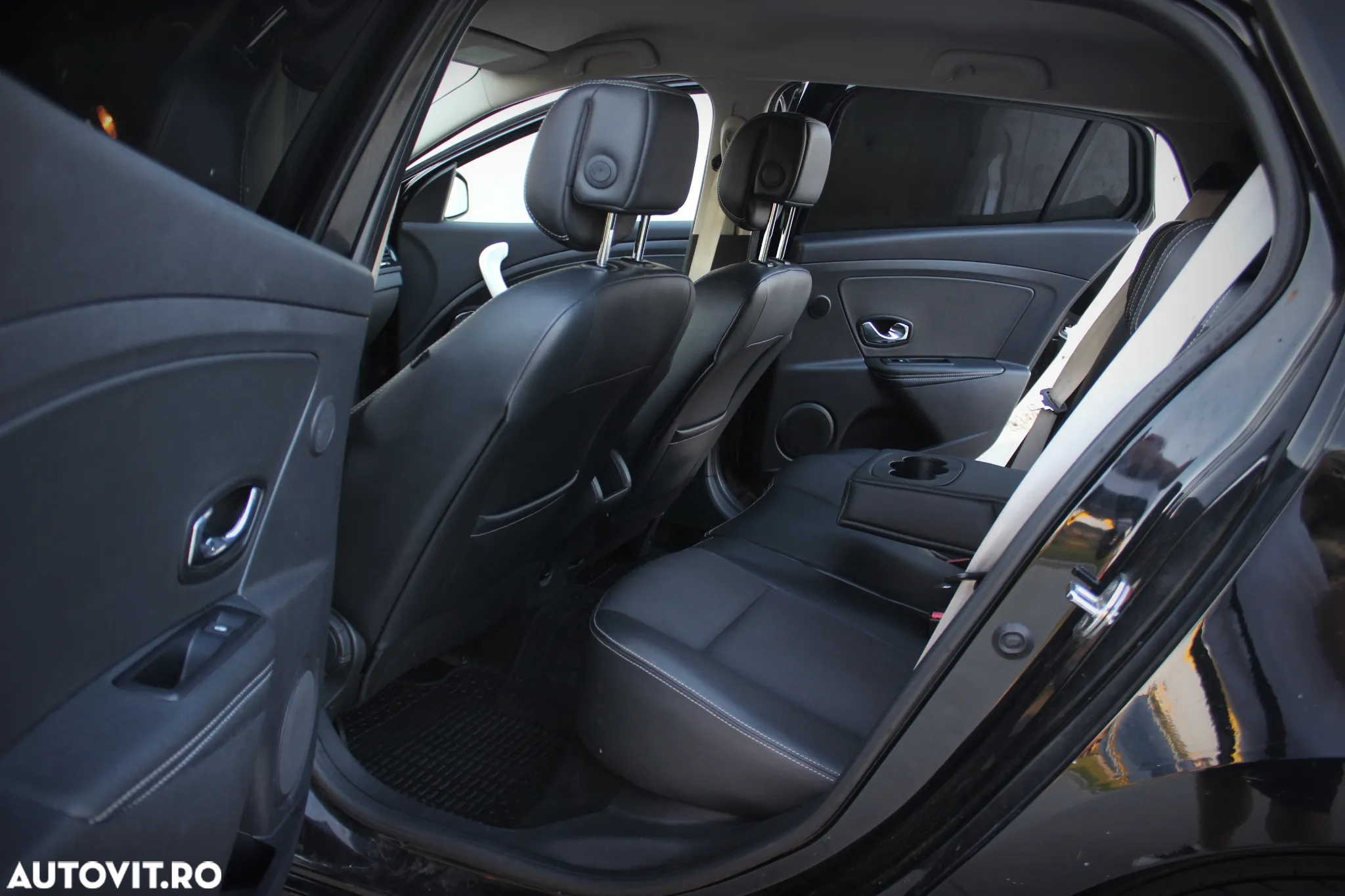 Renault Megane ENERGY dCi 110 Start & Stop Bose Edition - 6