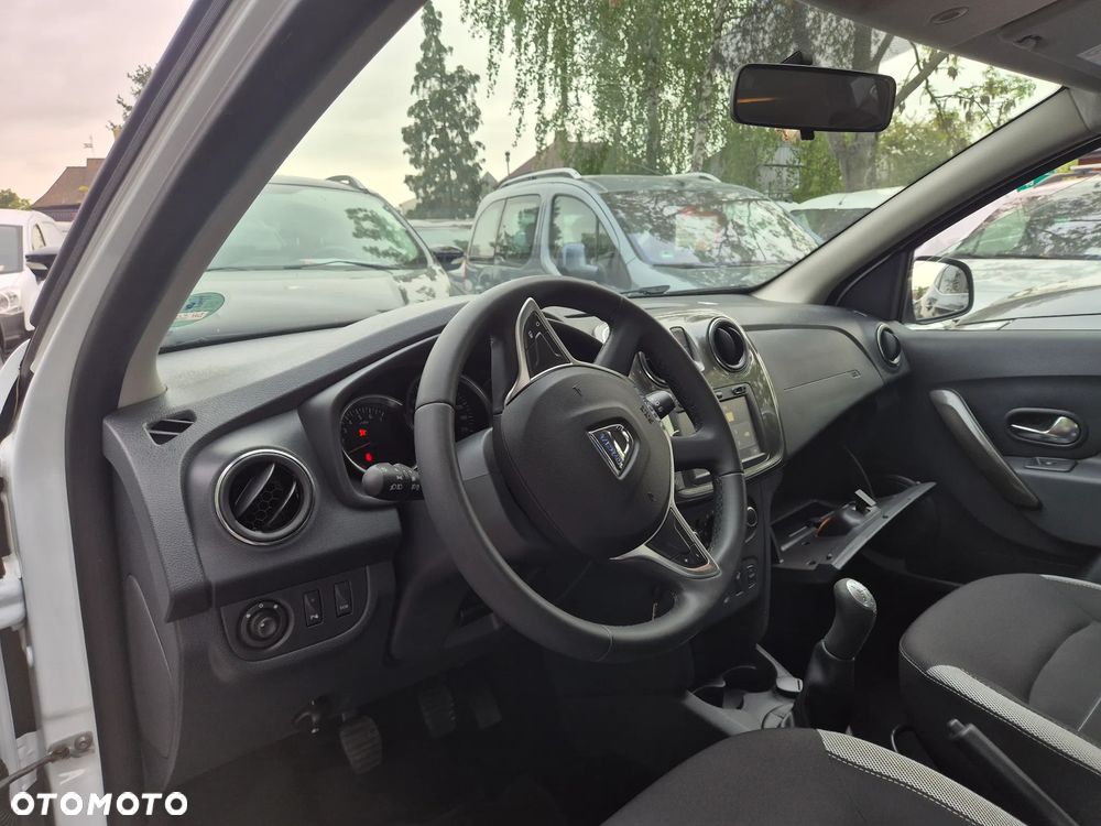 Dacia Sandero TCe 90 Laureate - 15