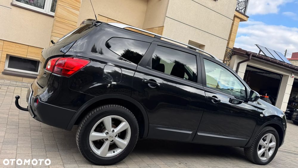 Nissan Qashqai+2 - 10