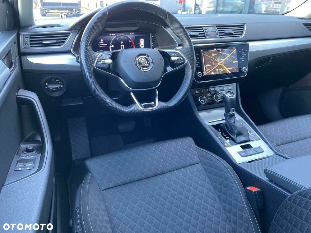 Skoda Superb 1.5 TSI Ambition DSG - 15