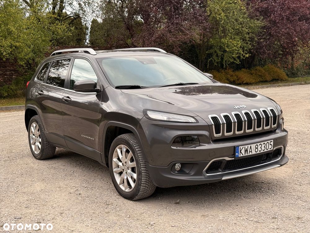 Jeep Cherokee - 1