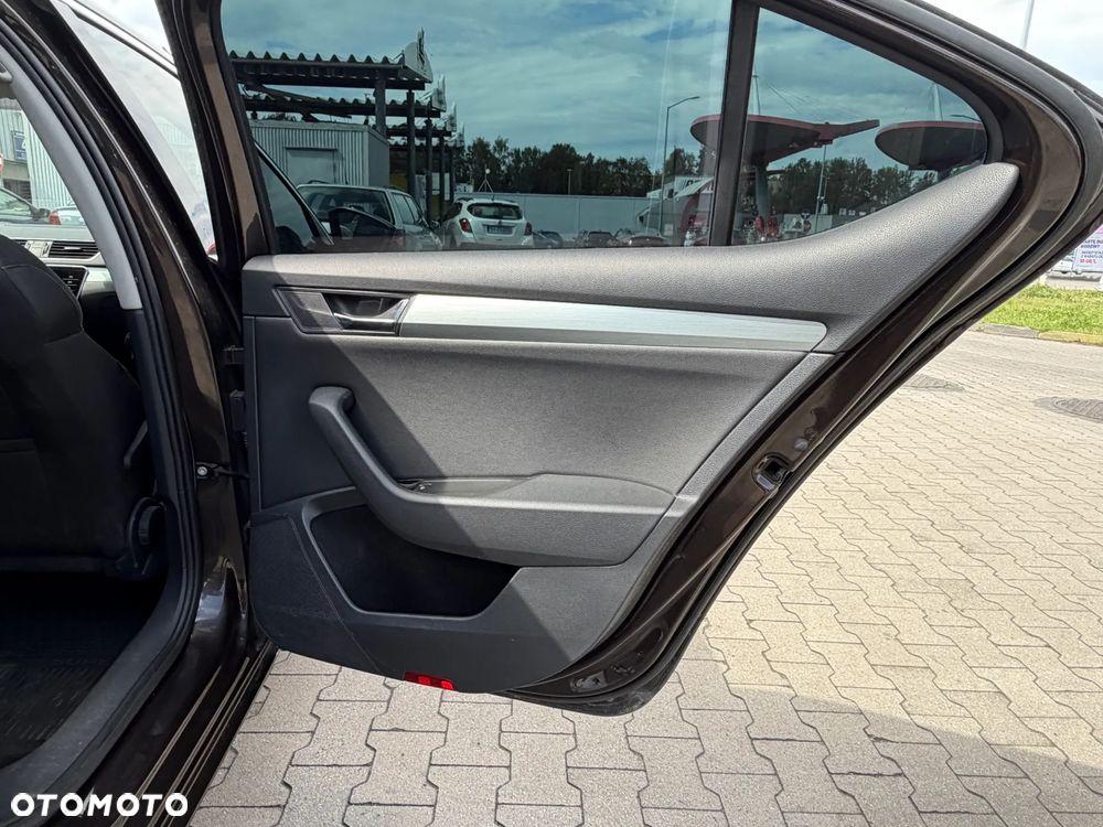 Skoda Superb 1.5 TSI ACT Ambition - 22
