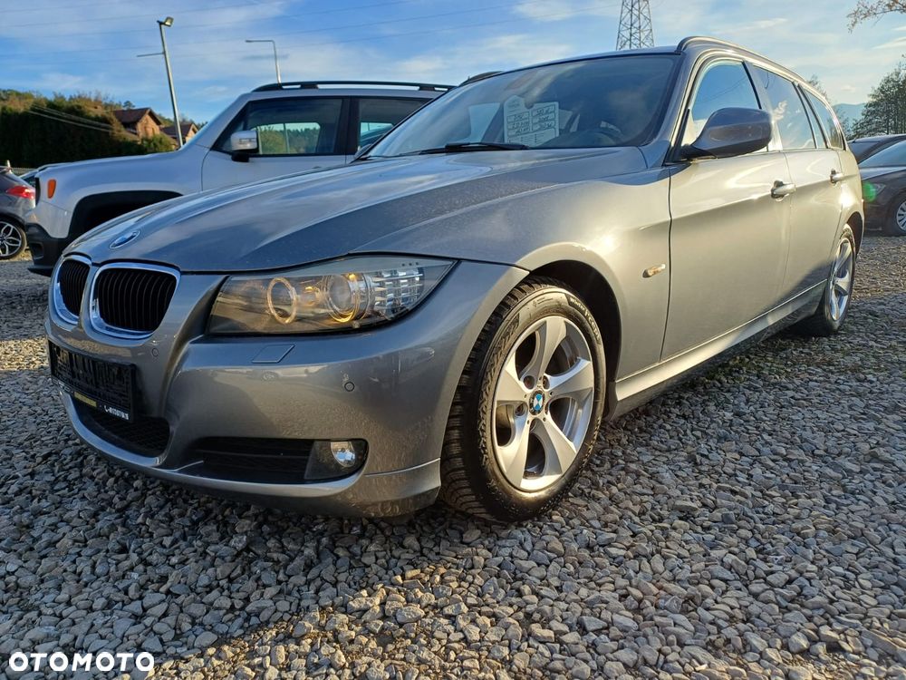 BMW Seria 3 320d DPF Efficient Dynamics Edition - 1