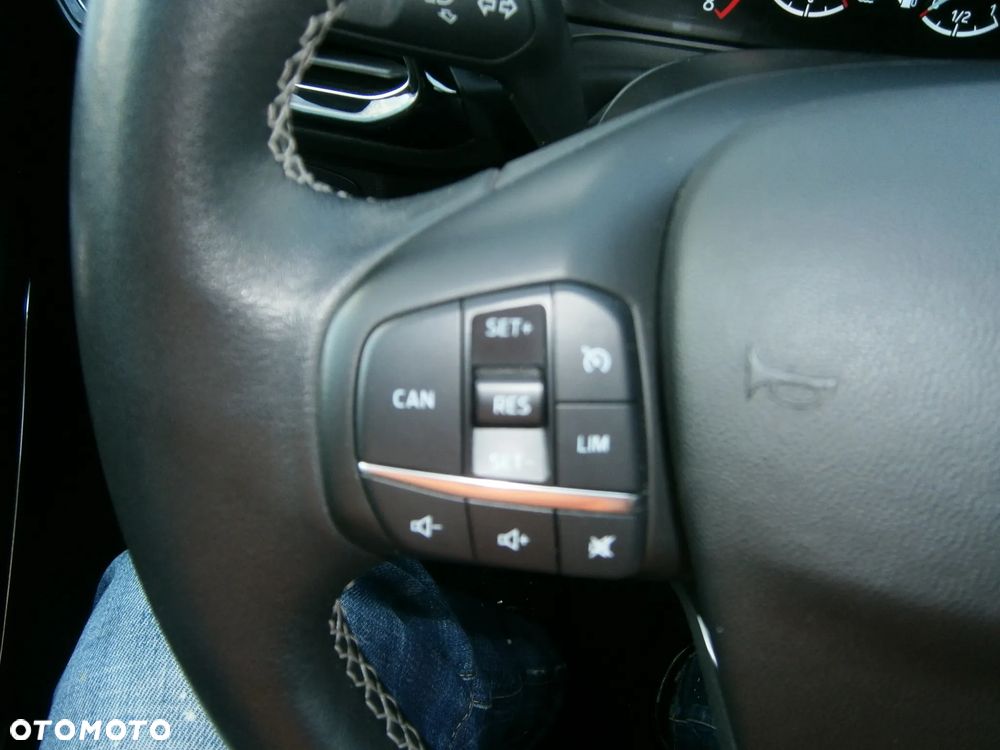 Ford Fiesta 1.0 EcoBoost Titanium ASS EU6 - 27