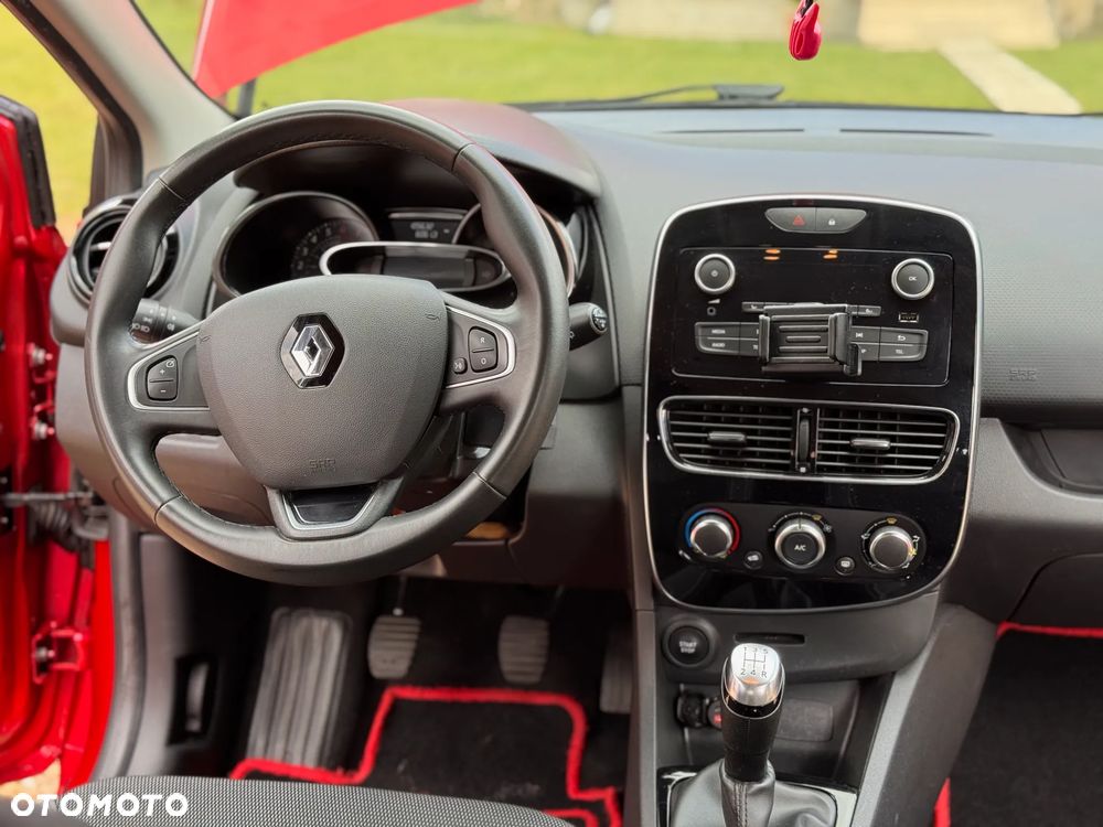Renault Clio - 24