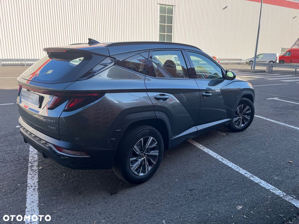 Hyundai Tucson 1.6 T-GDi HEV Executive 2WD - 11
