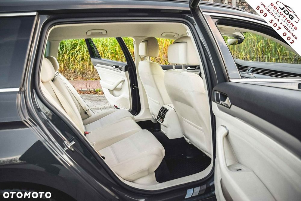 Volkswagen Passat - 28