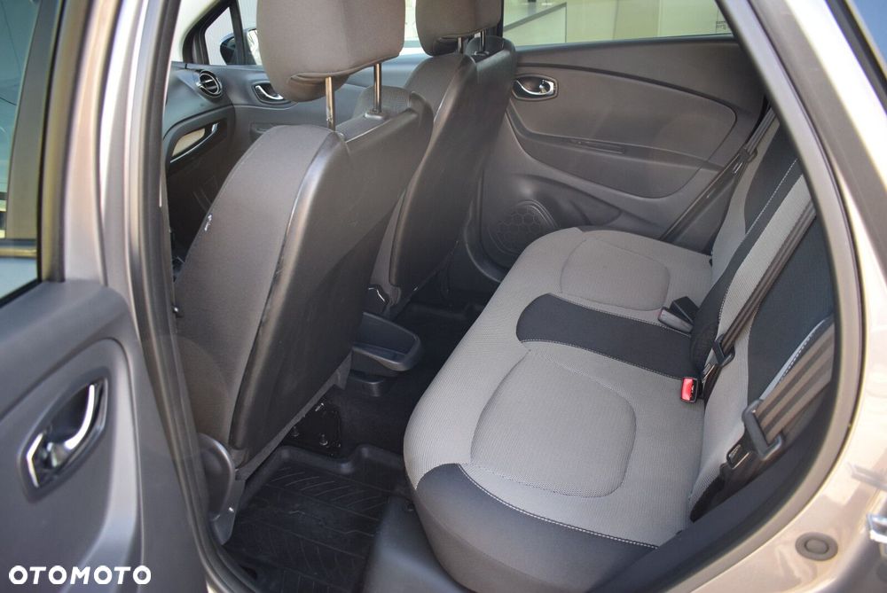 Renault Captur - 23