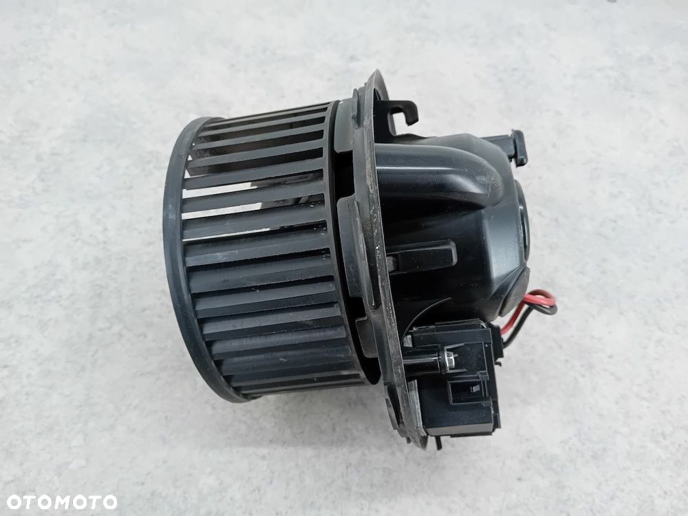 WENTYLATOR NAWIEWU VW TOURAN I FL 1K1820015F  3C0907521D F995748Q  997211A - 1