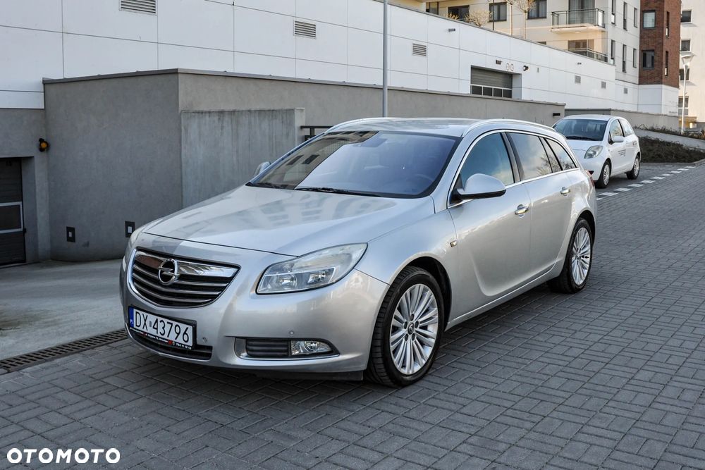 Opel Insignia - 1