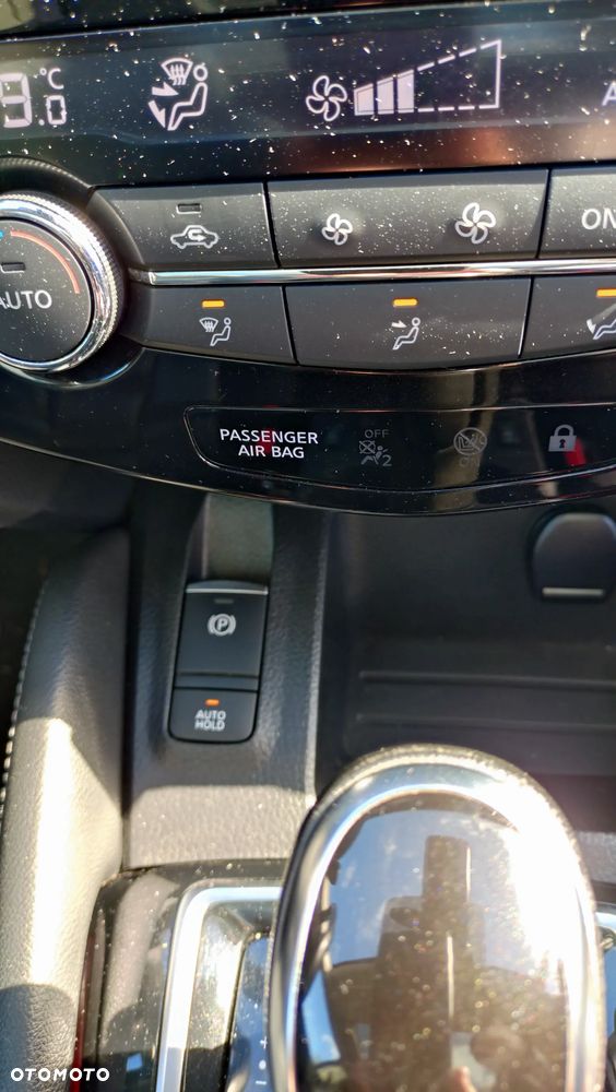 Nissan Qashqai 1.3 DIG-T Tekna DCT - 28