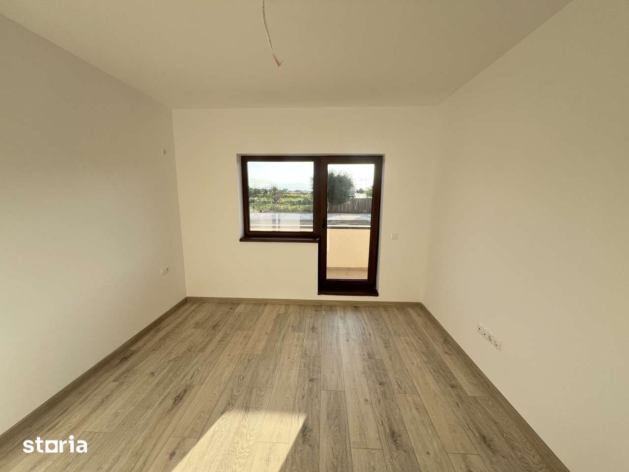Apartament-2-Camere-Decomandat-54mp-Utili-Balcon-5mp-Parcare-Sanpetru — fotografia 1