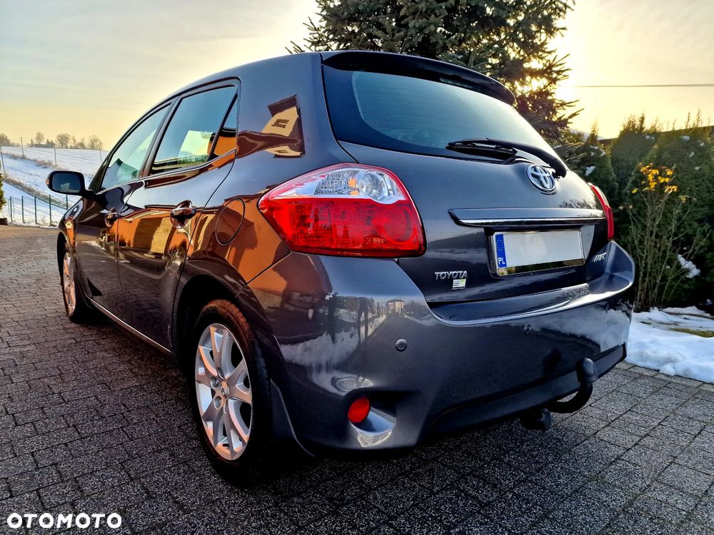 Toyota Auris 1.6 Premium - 3