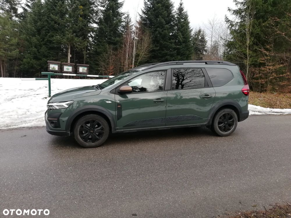 Dacia Jogger 1.6 Full Hybrid 140 Extreme MMT - 4