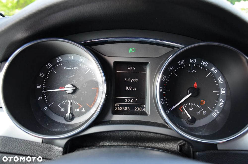 Skoda Superb 2.0 TDI Comfort - 39