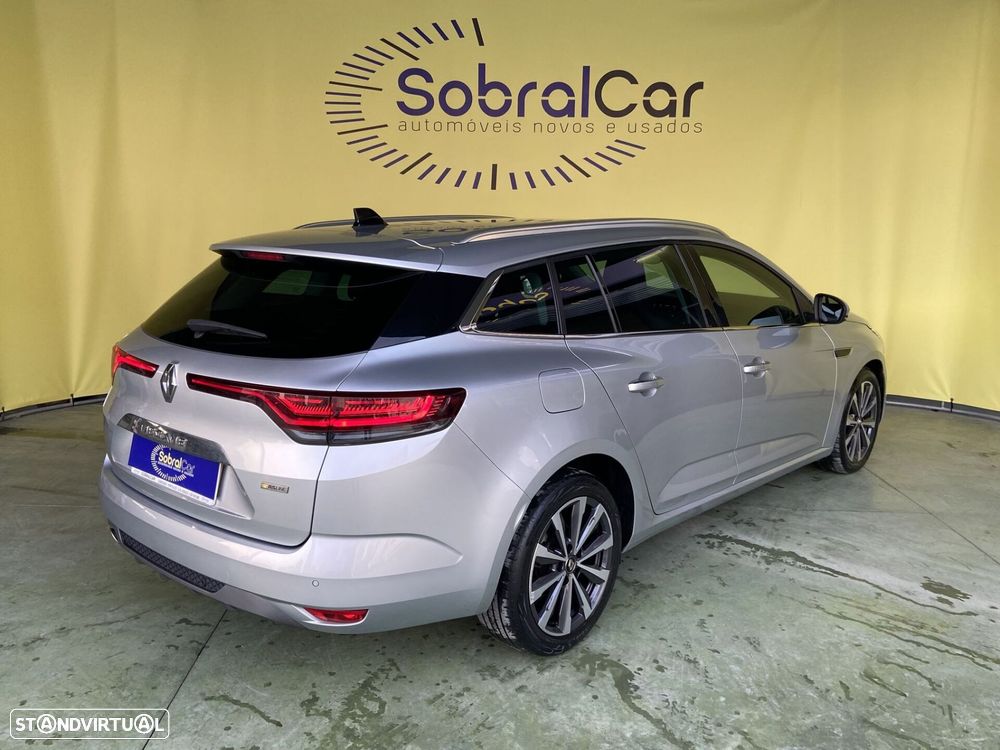 Renault Mégane Sport Tourer 1.5 Blue dCi R.S. Line EDC - 3