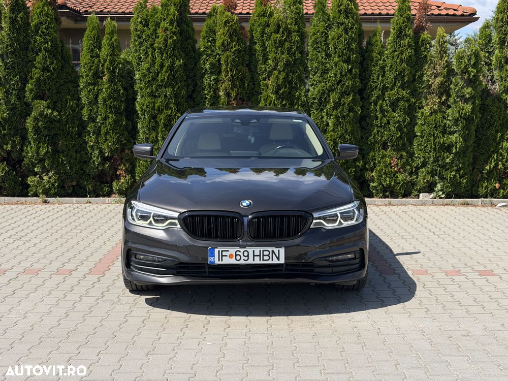 BMW Seria 5 530i AT MHEV - 16