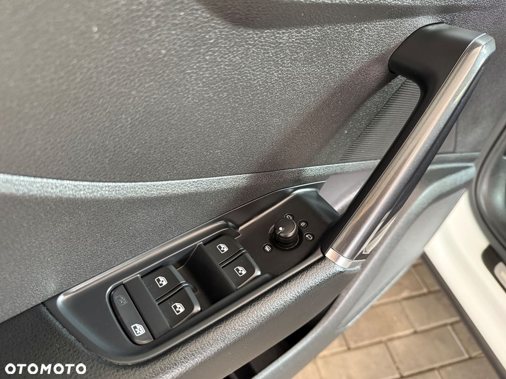 Audi Q2 1.4 TFSI CoD Sport - 38