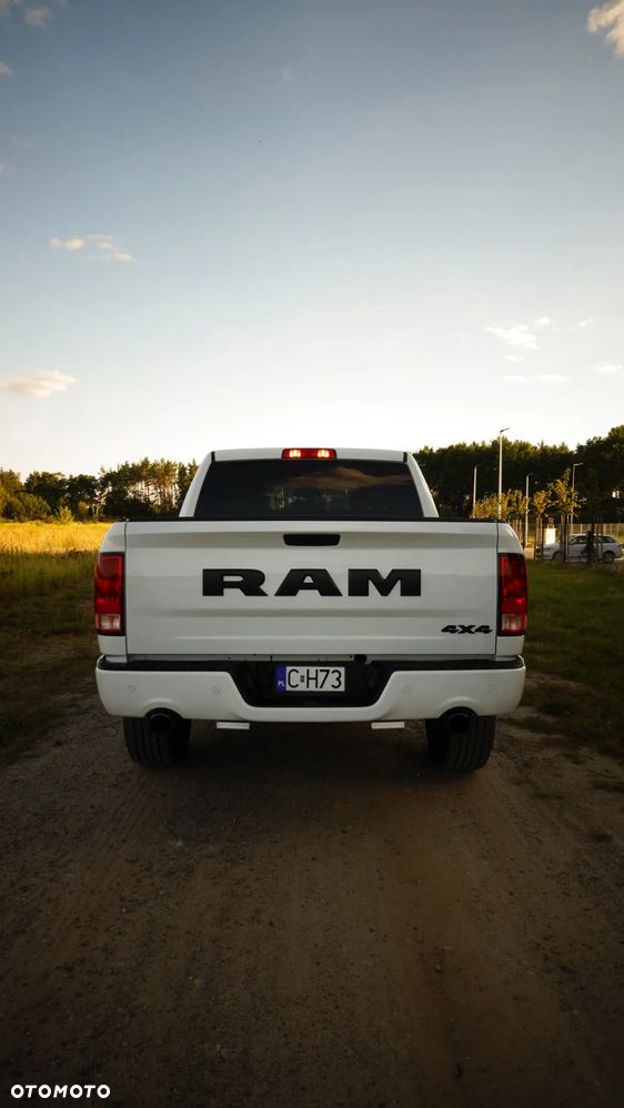 Dodge RAM 1500 5.7 4x4 - 26