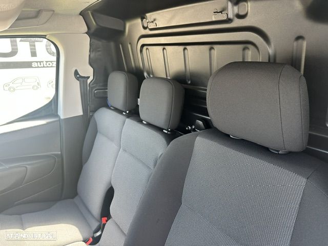 Toyota PROACE CITY 3 LUG. C/ECRÃN CX.6V. - 17
