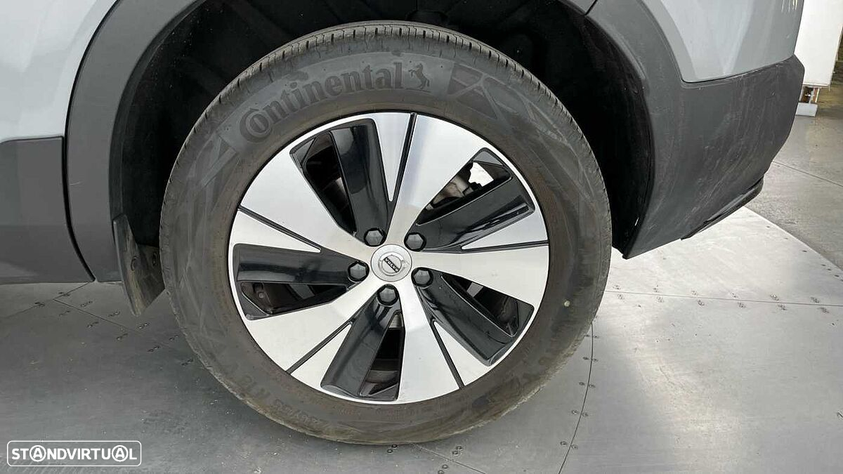 Volvo XC 40 - 29