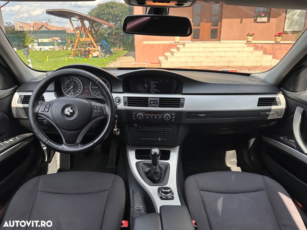 BMW Seria 3 320d - 9