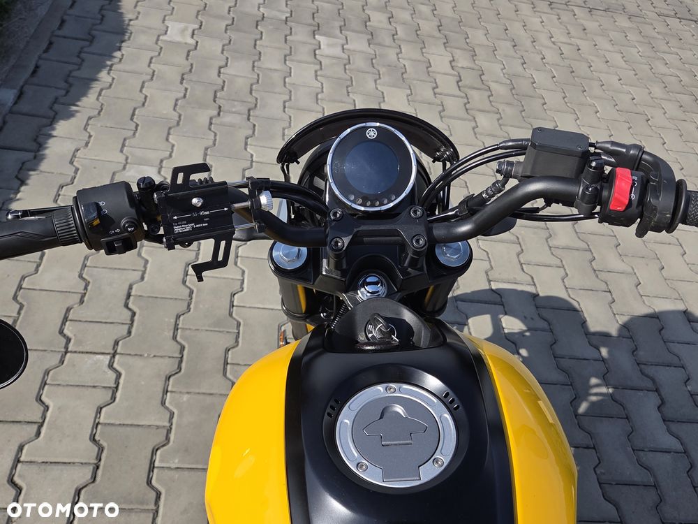 Yamaha XSR - 17