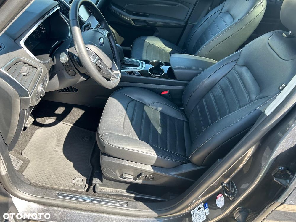 Ford Galaxy 2.0 TDCi Titanium - 34