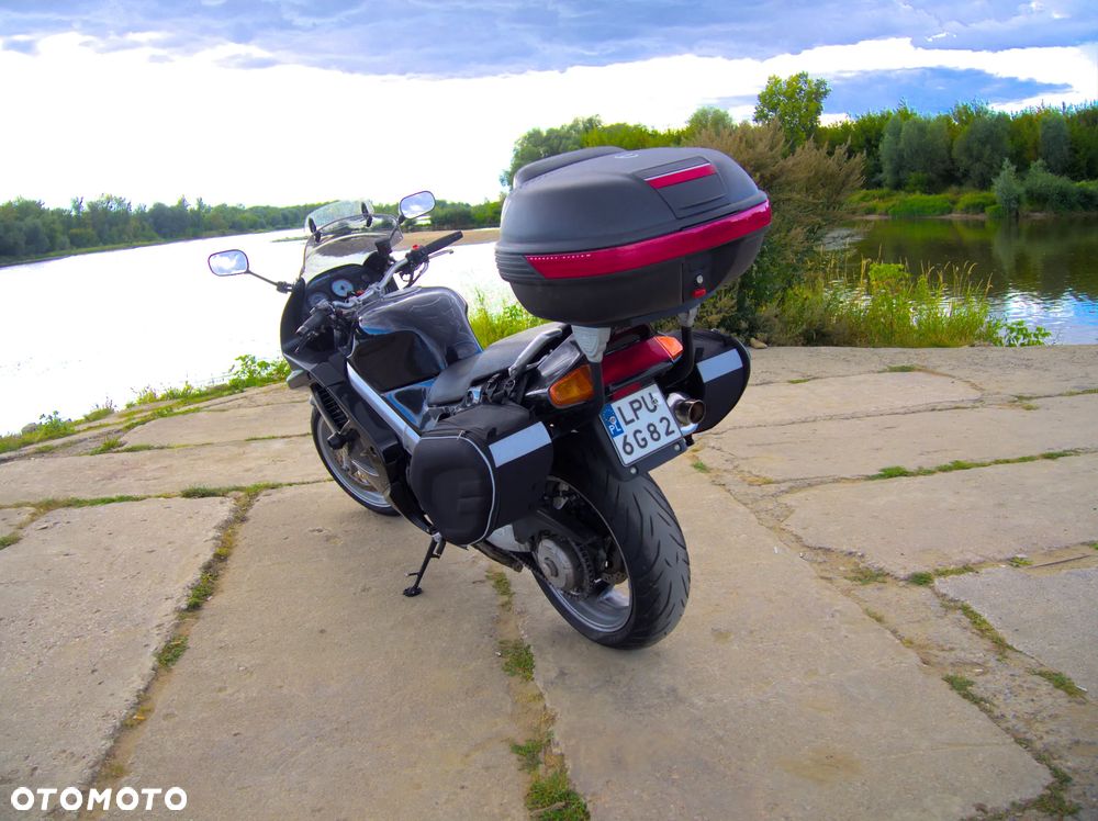 Honda VFR - 5