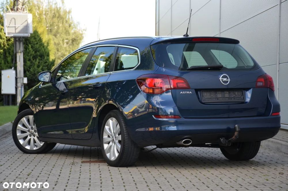 Opel Astra 1.4 T Cosmo - 6