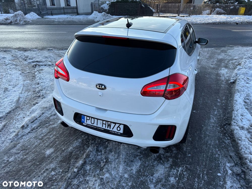 Kia Ceed 1.6 T-GDI GT-Track - 11