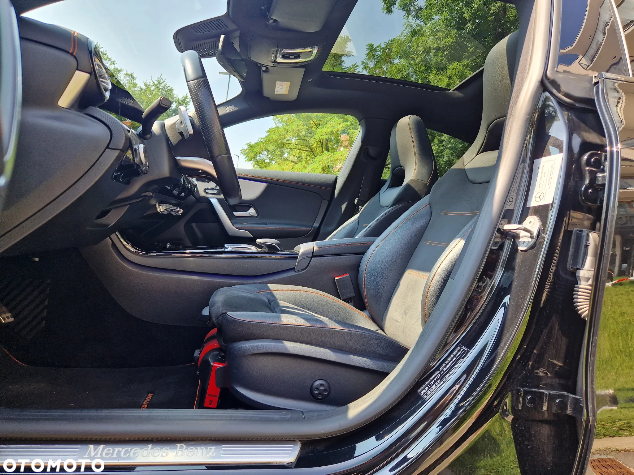 Mercedes-Benz CLA 220 4-Matic Edition 1 7G-DCT - 18