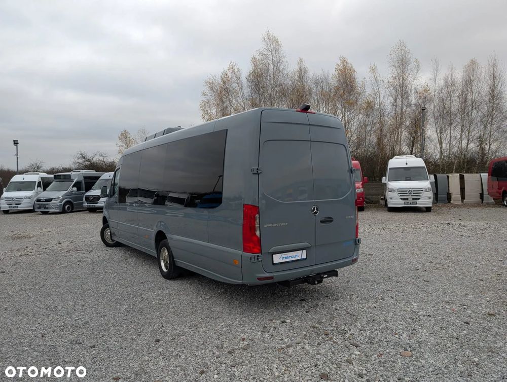 Mercedes-Benz Sprinter 519 - 8