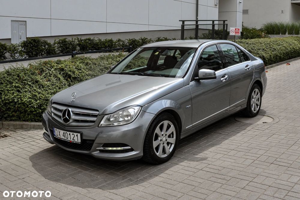 Mercedes-Benz Klasa C 350 BlueEff 4-Matic Elegance - 1