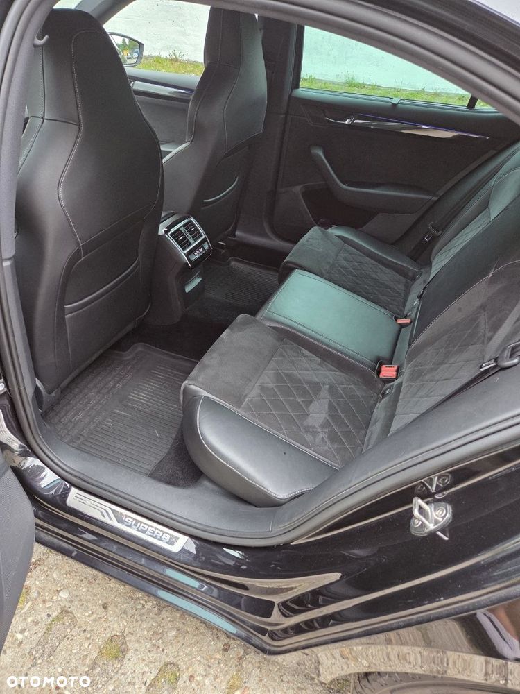 Skoda Superb 2.0 TSI 4x4 Sportline DSG - 2